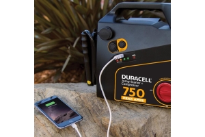 Duracell 750 Peak Amp Portable Emergency Jumpstarter with Compressor - Universal