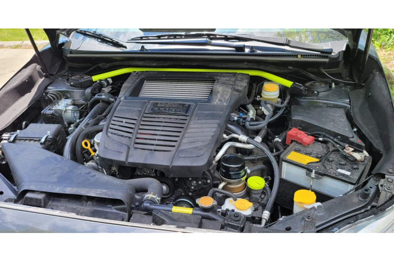 Perrin Oil Cap Neon Yellow (Part Number: PSP-ENG-711NY) User Media for: Perrin Oil Cap Neon Yellow - Subaru Models (inc. 2002+ WRX/STI)