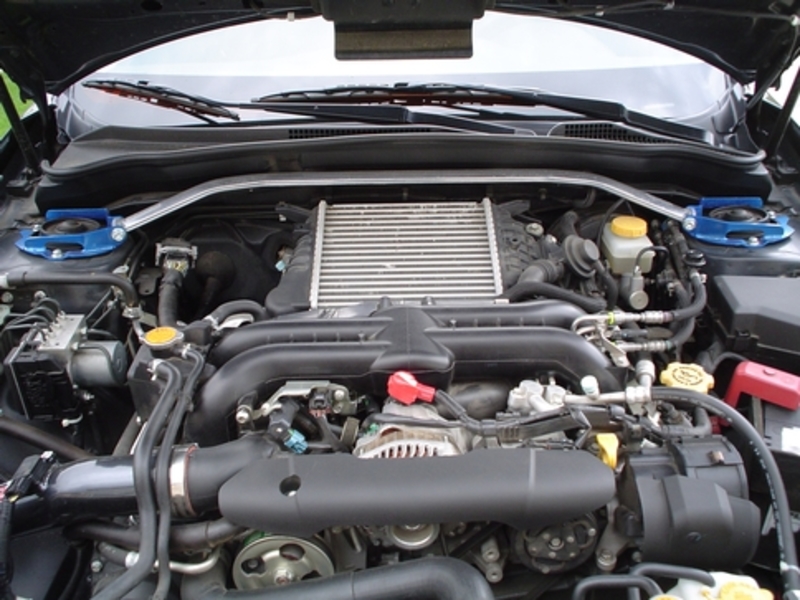 Cusco Front Strut Tower Bar Type OS ( Part Number: CUS 692 540 A) Cusco Front Strut Tower Bar Type OS ( Part Number: 692 540 A)