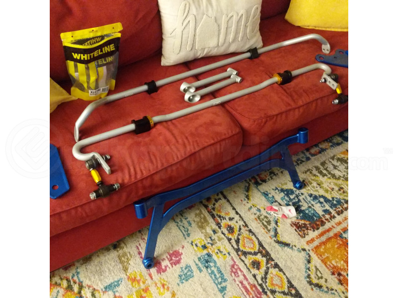 Whiteline Front and Rear 22mm Sway Bar Kit w/Endlinks (Part Number: BSK012) User Media for: Whiteline Front and Rear 22mm Sway Bar Kit w/Endlinks - Subaru WRX 2011 - 2014 / STI 2008 - 2014