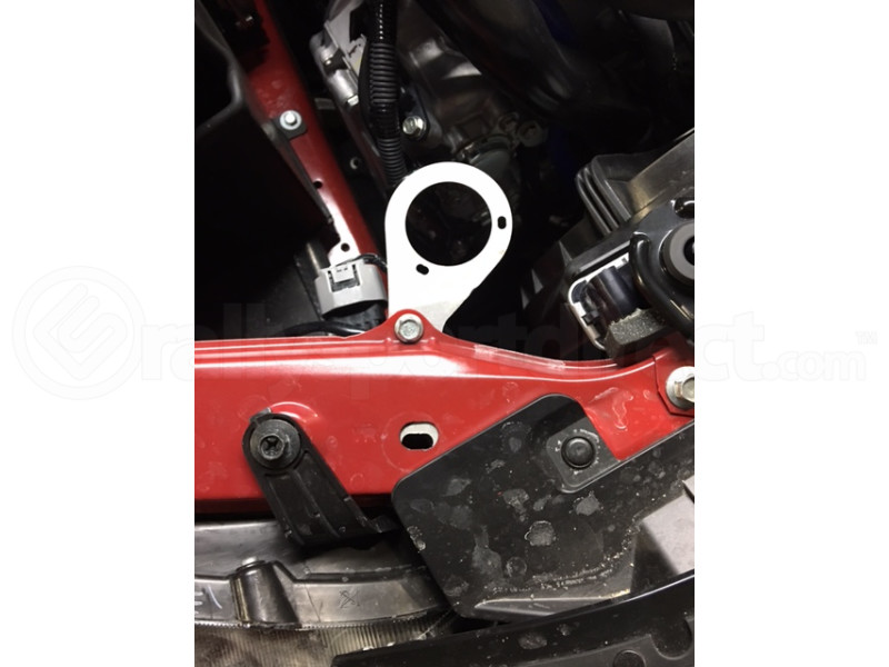 Mishimoto Baffled Oil Catch Can Red (Part Number: MMBCC-WRX-15RD) Mishimoto Baffled Oil Catch Can Red (Part Number: )