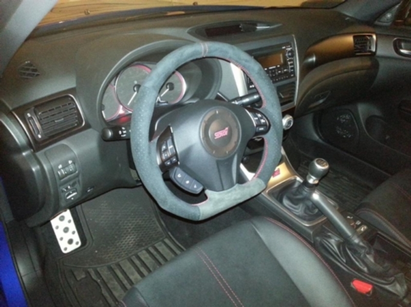 Prova D-Shaped Steering Wheel (Part Number: 94010DM0010) Prova D-Shaped Steering Wheel (Part Number: )